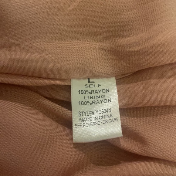 90s Daisy Print Mini Slip Dress in Peach - Picture 7 of 8